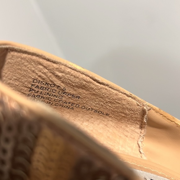 New Steve Madden Disko Sequence Platform Heels - Picture 13 of 13